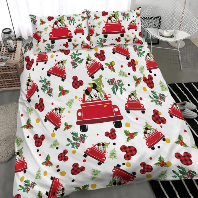 Cozy Christmas Cartoon Car Bedding Set - Festive Duvet Cover & Pillowcases For Kids & Adults