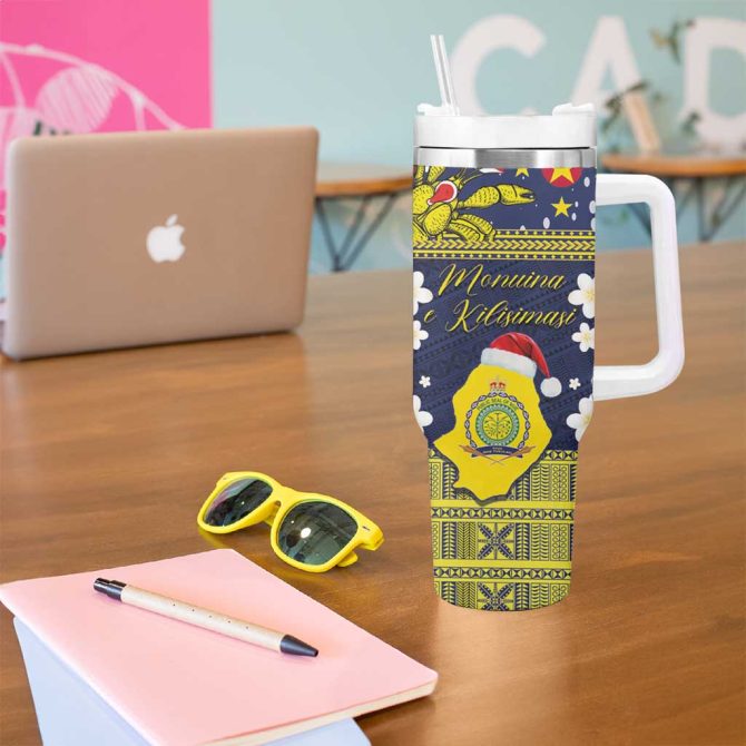 Festive Polynesian Insulated Travel Mug With Straw - Christmas Design, 20Oz Tumbler, Navy Blue & Yellow - Image 5