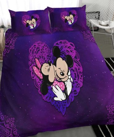 Cozy Disney Bedding Set - Purple Mickey & Minnie Design For Kids & Adults - Twin/Queen Size