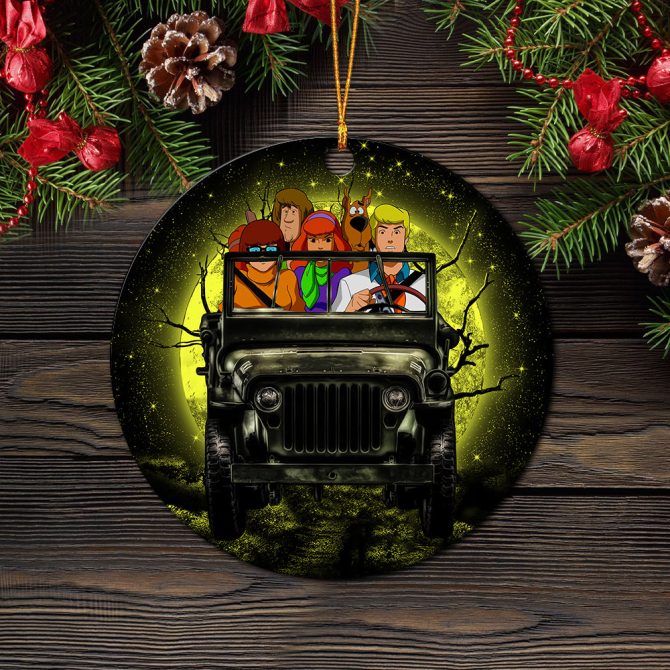 Scooby Doo Funny Drive Jeep Moonlight Halloween Ceramic Circle Ornament Perfect Gift For Christmas Holiday - Image 2