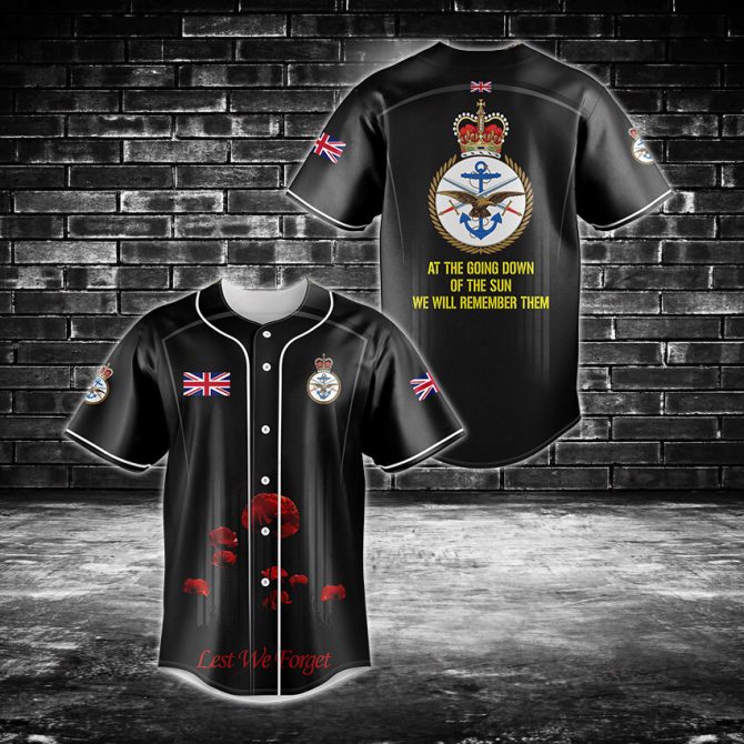 Honor Our Heroes: Commemorative Black Jersey With Uk Flag & Poppy Design - 'Lest We Forget'