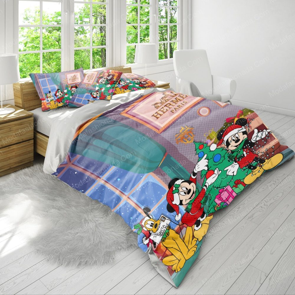 Mickey And Minnie Hermès Merry Christmas Bedding Sets - Image 4