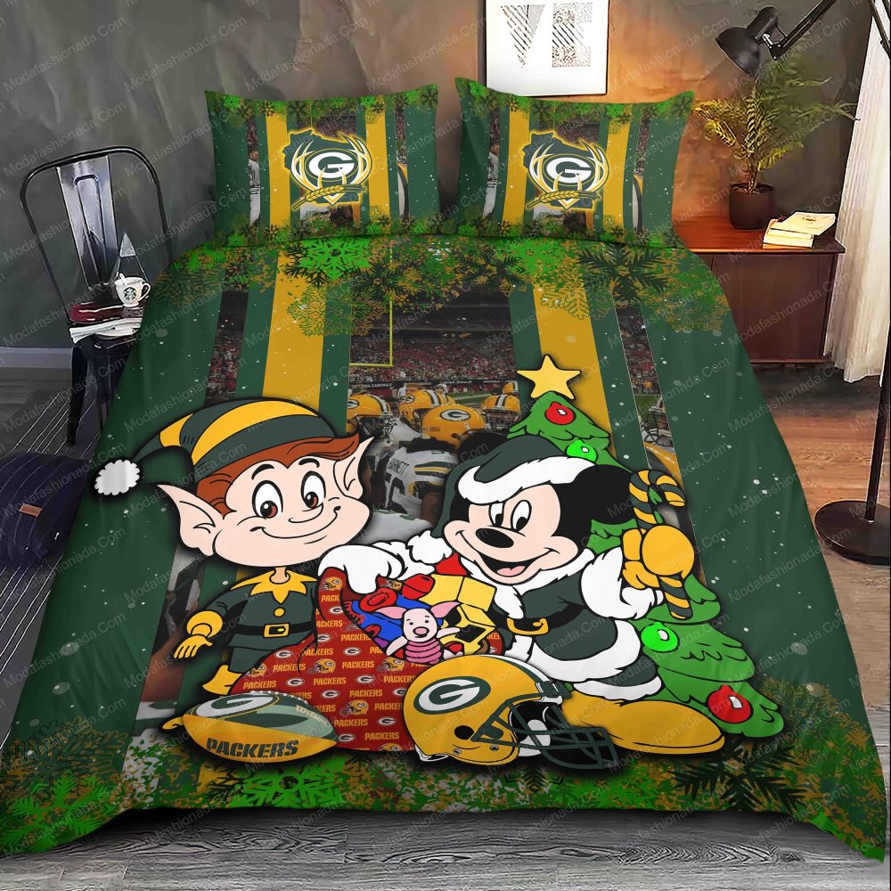 Festive Green & Gold Cartoon Bedding Set - Cozy Holiday Theme For Kids & Fans - Image 2