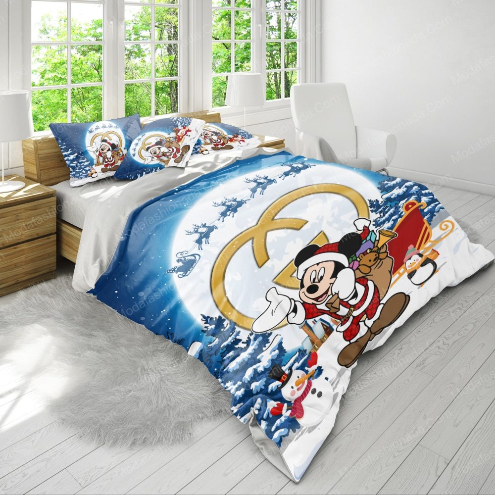 Festive Cartoon Christmas Bedding Set - Holiday Comforter & Pillowcases - Image 4