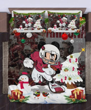 Festive Football Cartoon Bedding Set - Cozy Holiday Gift For Kids & Fans!