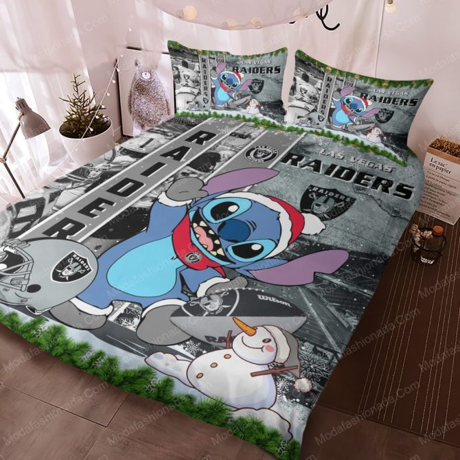 Cozy Las Vegas Raiders Stitch Christmas Bedding Set - Perfect Gift For Nfl Fans! - Image 3