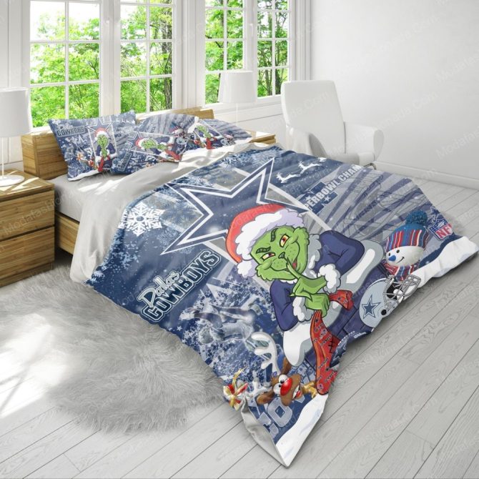 Cozy Holiday Grinch Dallas Cowboys Bedding Set – Festive Nfl Fan Gift - Image 4