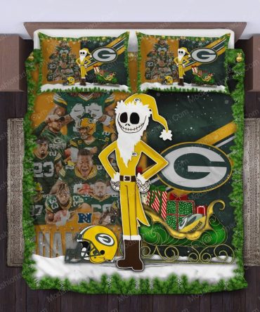 Cozy Green Bay Holiday Bedding Set – Festive Fandom Comforter & Pillowcases