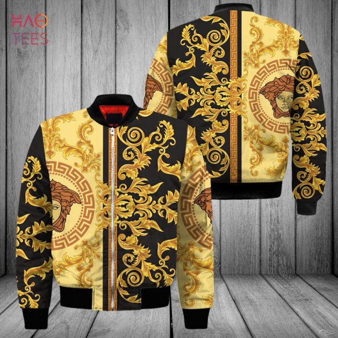Luxurious Baroque Gold & Black Medusa Print Bomber Jacket – Bold Fashion Statement