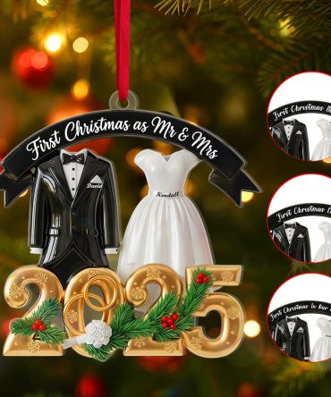 Christmas Couple Acrylic Ornament - Personalized Gift For Couple 03Tgmg090825