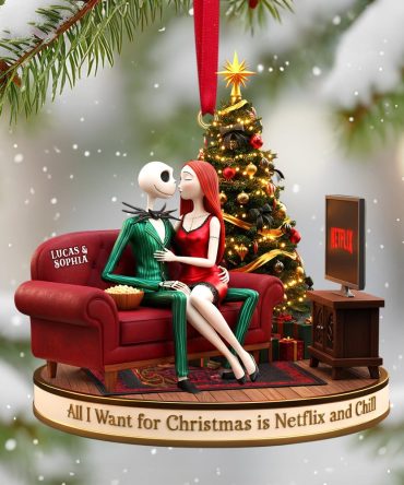 Personalized Gifts For Couple Christmas Ornament 04Pgtn231025