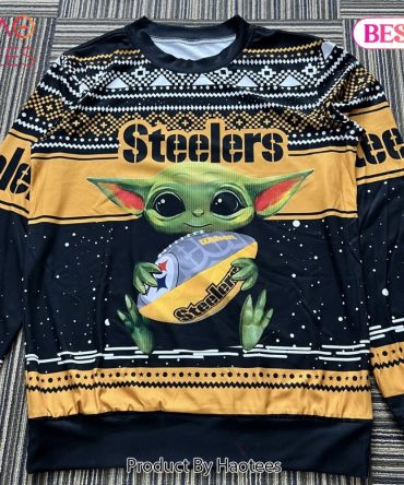 Cozy Steelers Fan Crewneck - Adorable Yoda Design, Perfect Gift For Nfl Lovers