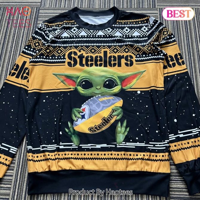 Cozy Steelers Fan Crewneck - Adorable Yoda Design, Perfect Gift For Nfl Lovers