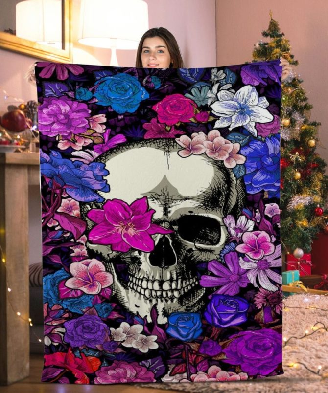 Cozy Gothic Skull & Floral Blanket - Vibrant Colors, Perfect Gift For Home Decor