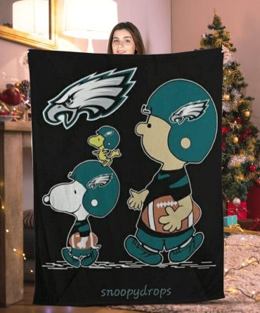 Cozy Football Cartoon Throw Blanket - Perfect Gift For Sports Fans