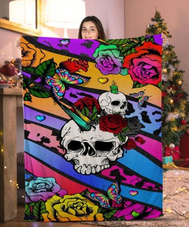 Vibrant Skull & Roses Blanket - Cozy Gothic Decor With Colorful Butterfly Art