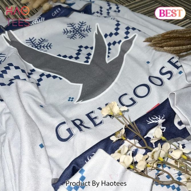 Cozy Grey Goose Sweater - Stylish Winter Design For Ultimate Comfort - Image 2