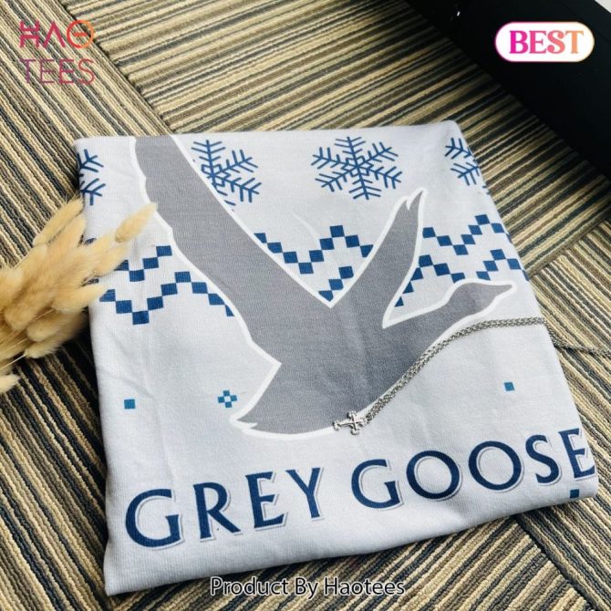 Cozy Grey Goose Sweater - Stylish Winter Design For Ultimate Comfort - Image 5