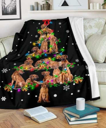 Ideal Rhodesian Ridgeback Christmas Tree Blanket