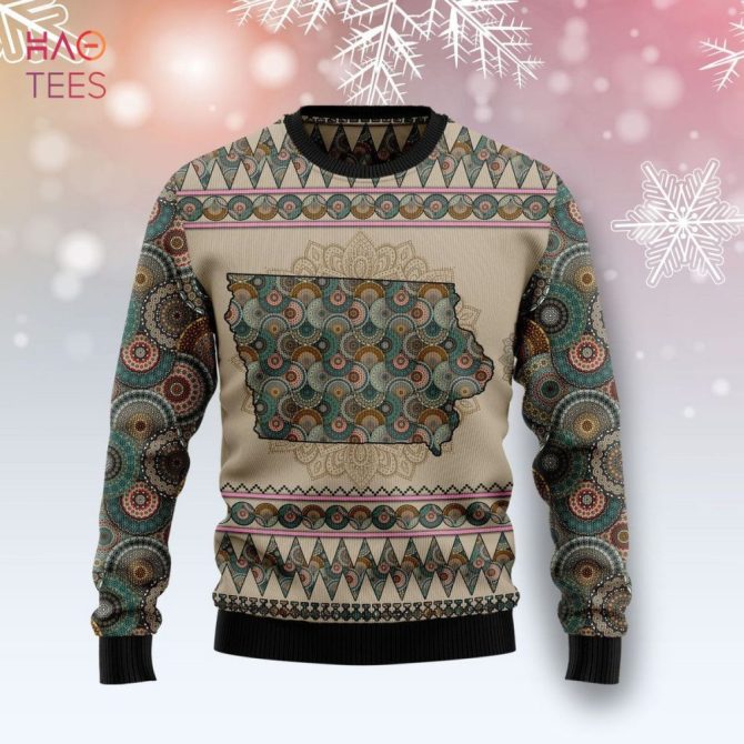 Cozy Geometric Pattern Sweater - Unisex Winter Knitwear For Stylish Comfort