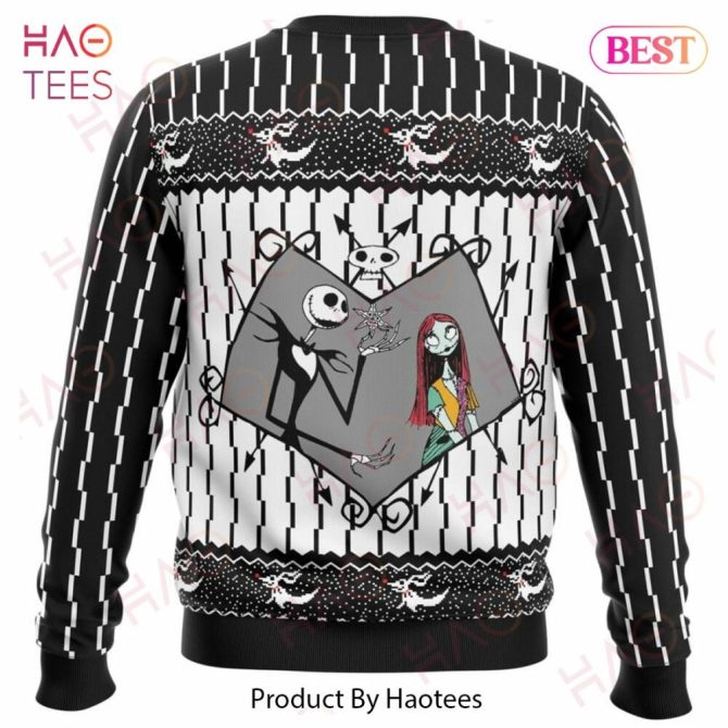 Cozy Gothic Style Halloween Sweater - Skull & Bats Design - Perfect For Spooky Season! - Image 3