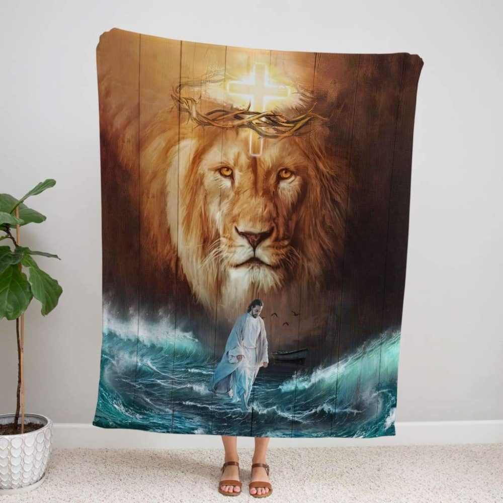 Jesus The Lion Of Judah Crown For Christ Christian Blanket