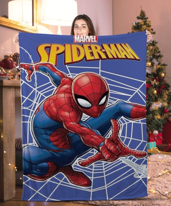 Cozy Marvel Spider-Man Fleece Blanket - Perfect Gift For Superhero Fans!