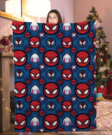 Cozy Spider-Themed Throw Blanket – Perfect Gift For Marvel Fans!