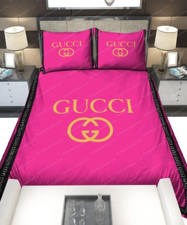 Gold Gucci Logo With Vibrant Pink Bedding Sets