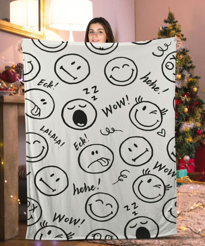 Cozy Emoji Fleece Blanket – Fun & Comfy Design For Home Or Gift, Perfect For Snuggling!