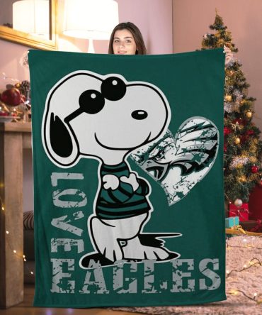 Cozy Peanuts Blanket - Love Eagles Design , Perfect Gift For Fans & Kids