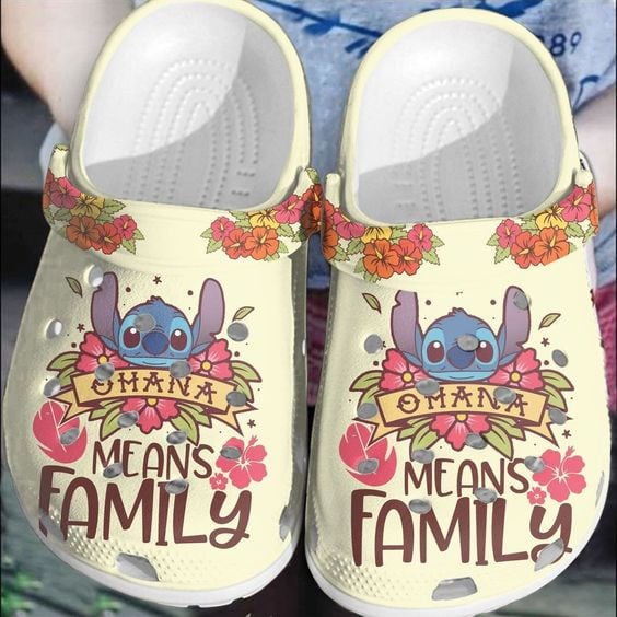 Lilo & Stitch Crocs Ohana Stitch - Comfortable Beach Sandals With Fun Cartoon Design