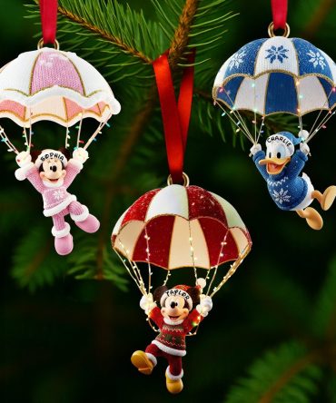 Parachute Adventure Acrylic Ornament - Personalized Gifts For Movie Fans 07Palu171025