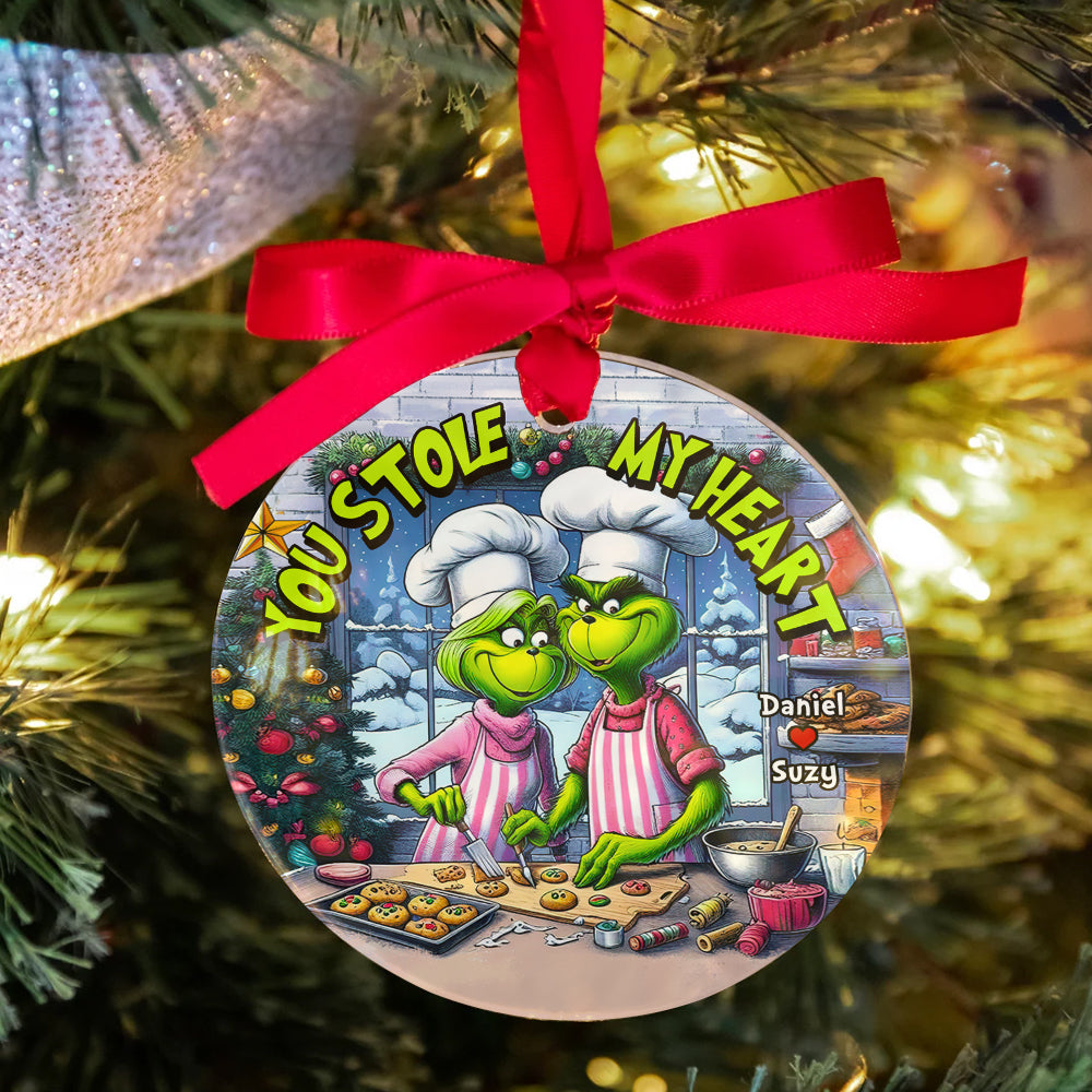 Personalized Gift For Couples, Round Acrylic Ornament 01Huhu240924 Couple Baking In The Kitchen Cookies For Christmas