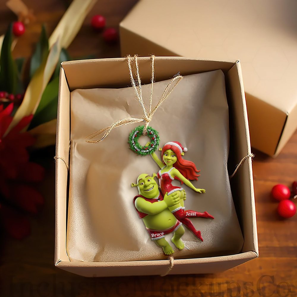 Joyful Green Couple Ornament - A Personalized Gift For Couples - Image 3