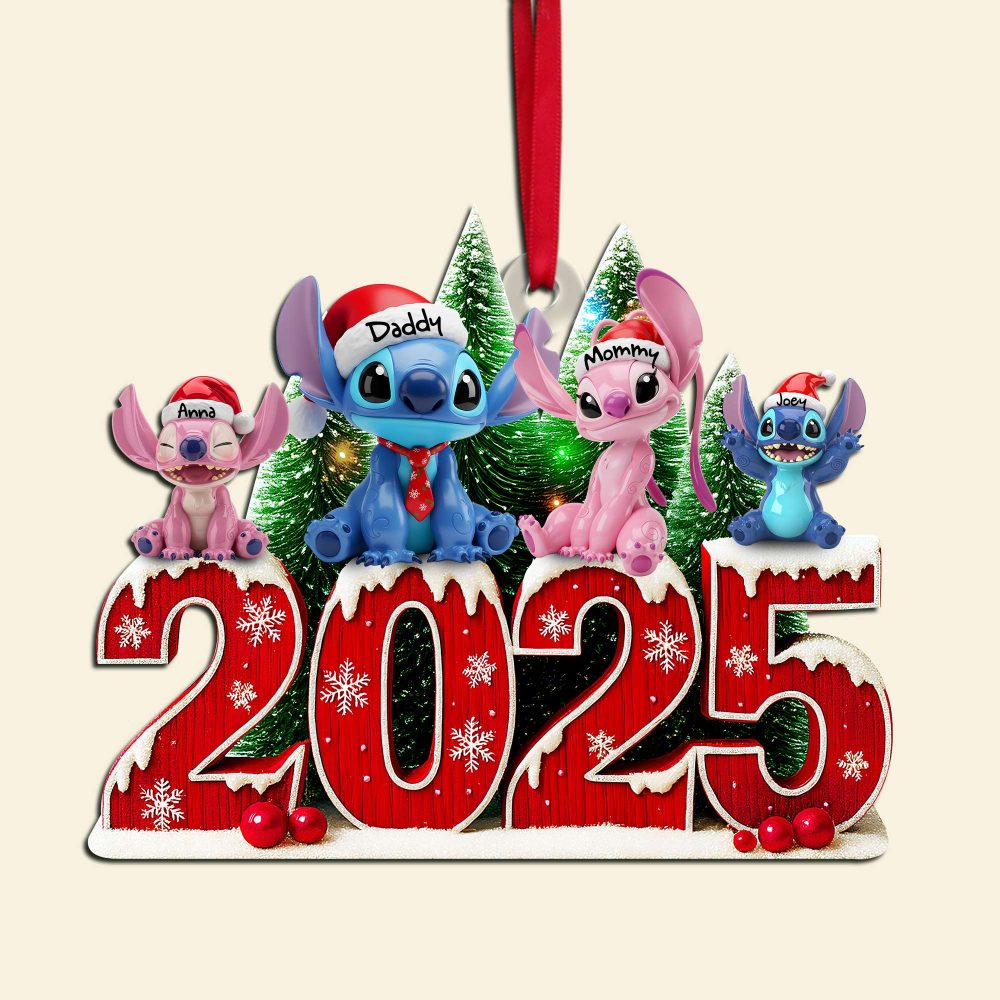 Adorable Alien Family Ornament - A Heartwarming Personalized Christmas Gift For Families - Image 4
