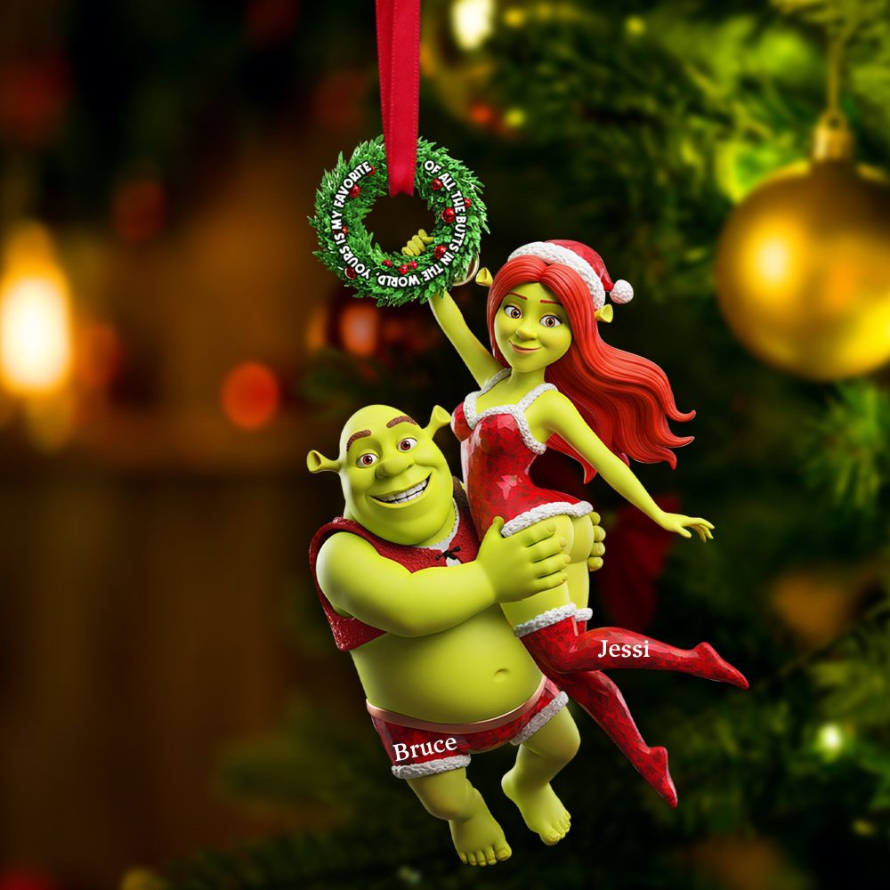 Joyful Green Couple Ornament - A Personalized Gift For Couples