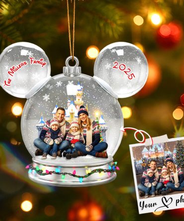 Capture The Magic Of Christmas - Personalized Acrylic Ornament - Gift For Families And Friends