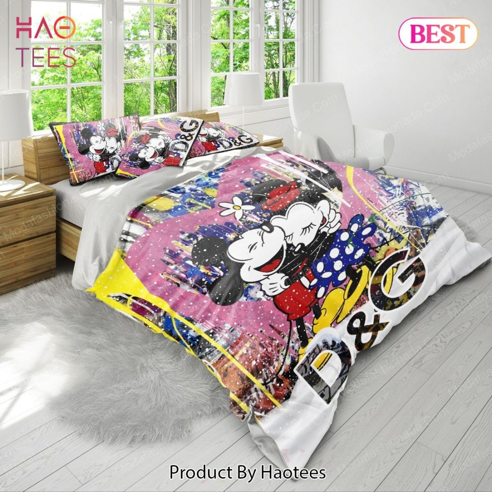 Mickey Minne Street Style Dolce & Gabbana Christmas Bedding Sets Bed Sets, Bedroom Sets - Image 4