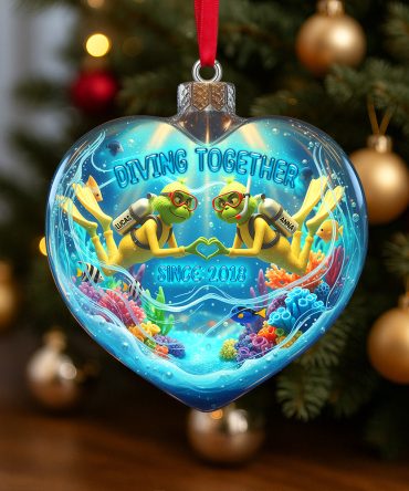 Diving Together - Personalized Green Scuba Diving Couple Ornament