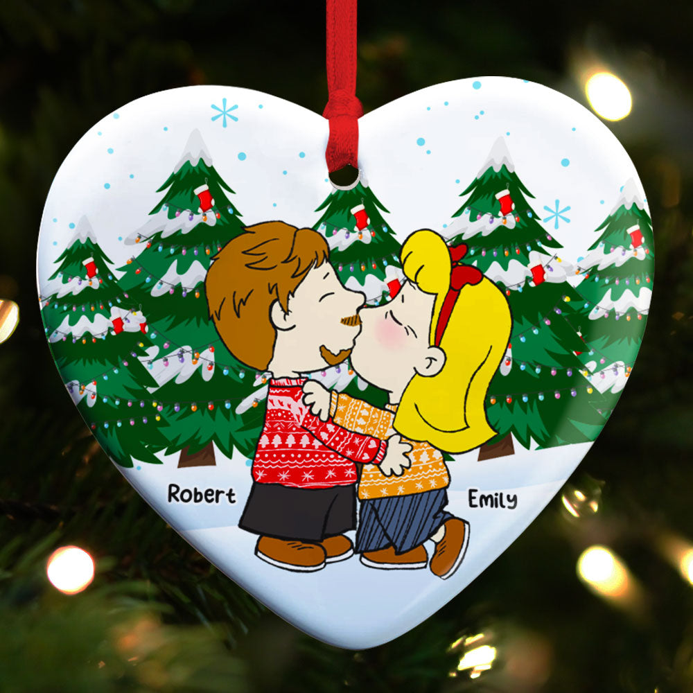 Kissing Couple Heart Ornament - Customizable Christmas Gift For Couples, Friends, And Family - Image 3