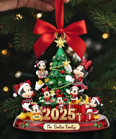 Cherish Family Moments Ornament - A Personalized Keepsake For Family