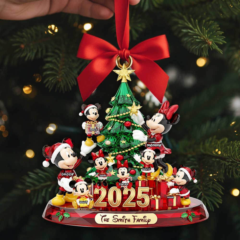 Cherish Family Moments Ornament - A Personalized Keepsake For Family